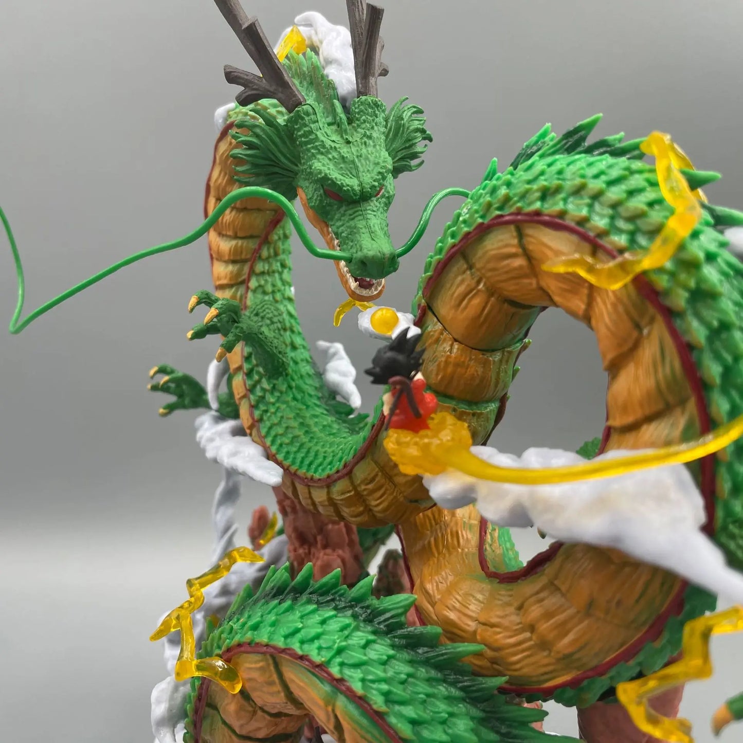 Figura Shenron y Goku Dragon Ball 24 cm