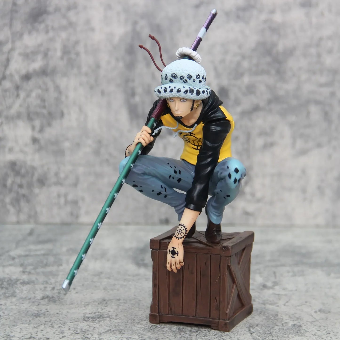 Figura Trafalgar Law One Piece 21 cm