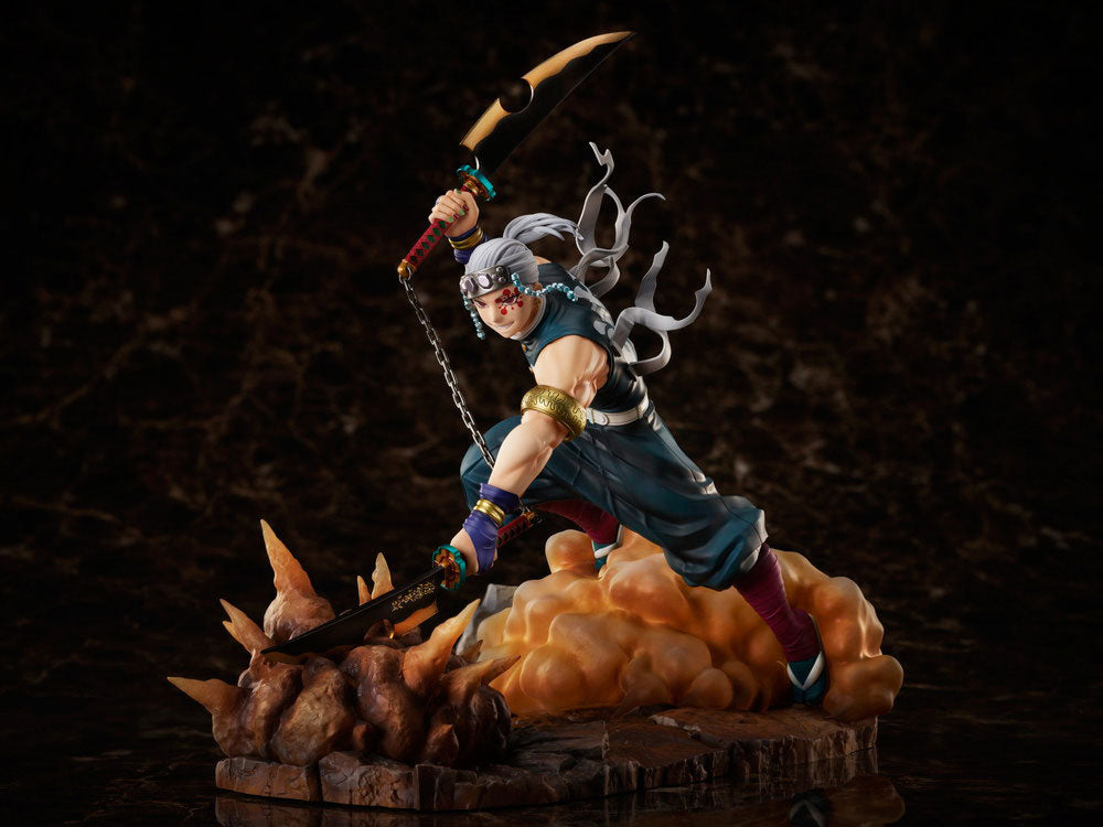 Demon Slayer: Kimetsu no Yaiba Estatua 1/8 Tengen Uzui 28 cm